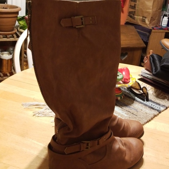 Wet Seal Shoes - Ladies Vegan leather Boots